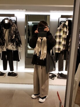 「Ellno Loset（エルノロゼット）のアイテム（カーディガン/ボレロ）」を使った、しゅうさん（メンズ・160cm）の秋コーディネート