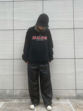 「BlackEyePatch（ブラックアイパッチ）のアイテム（スウェット）」を使った、顔さん（レディース・163cm）の秋コーディネート