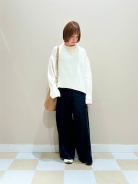 「クルーネックニット」｜asanofさん（レディース・160cm）の冬コーディネート