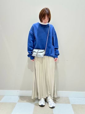 「カラースウェット」｜asanofさん（レディース・160cm）の冬コーディネート