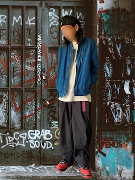 「アイテム（スラックス）」を使った、噂のキーマンさん（メンズ・170cm）の秋コーディネート