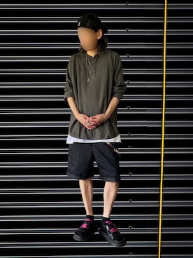 「Vivienne Westwood（ヴィヴィアンウエストウッド）の63020364-IM/TAG PENDANT（ネックレス）」を使った、噂のキーマンさん（メンズ・170cm）の夏コーディネート