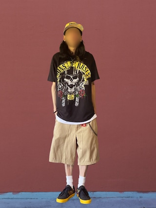 「GUNS N' ROSESのアイテム(Tシャツ/カットソー)」を使った、噂のキーマンさん(メンズ・170cm)の秋コーディネート