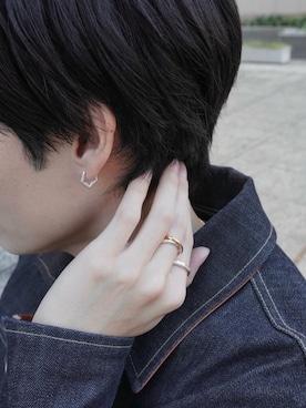 「アイテム（ピアス（両耳用））」を使った、Ryuya Morimotoさん（メンズ・171cm）の秋コーディネート