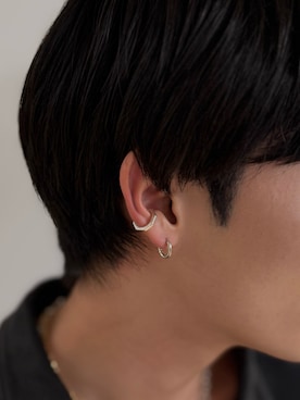 「アイテム（イヤーカフ）」を使った、Ryuya Morimotoさん（メンズ・171cm）の秋コーディネート