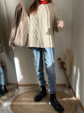 「Dr. Martens（ドクターマーチン）のDr.Martens  CHELSEA BOOT（ブーツ）」を使った、hikalさん（レディース・160cm）の冬コーディネート