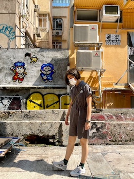 「plain-me（プレインミー）のアイテム（メッセンジャーバッグ）」を使った、bread_pamaさん（レディース・158cm）の夏コーディネート