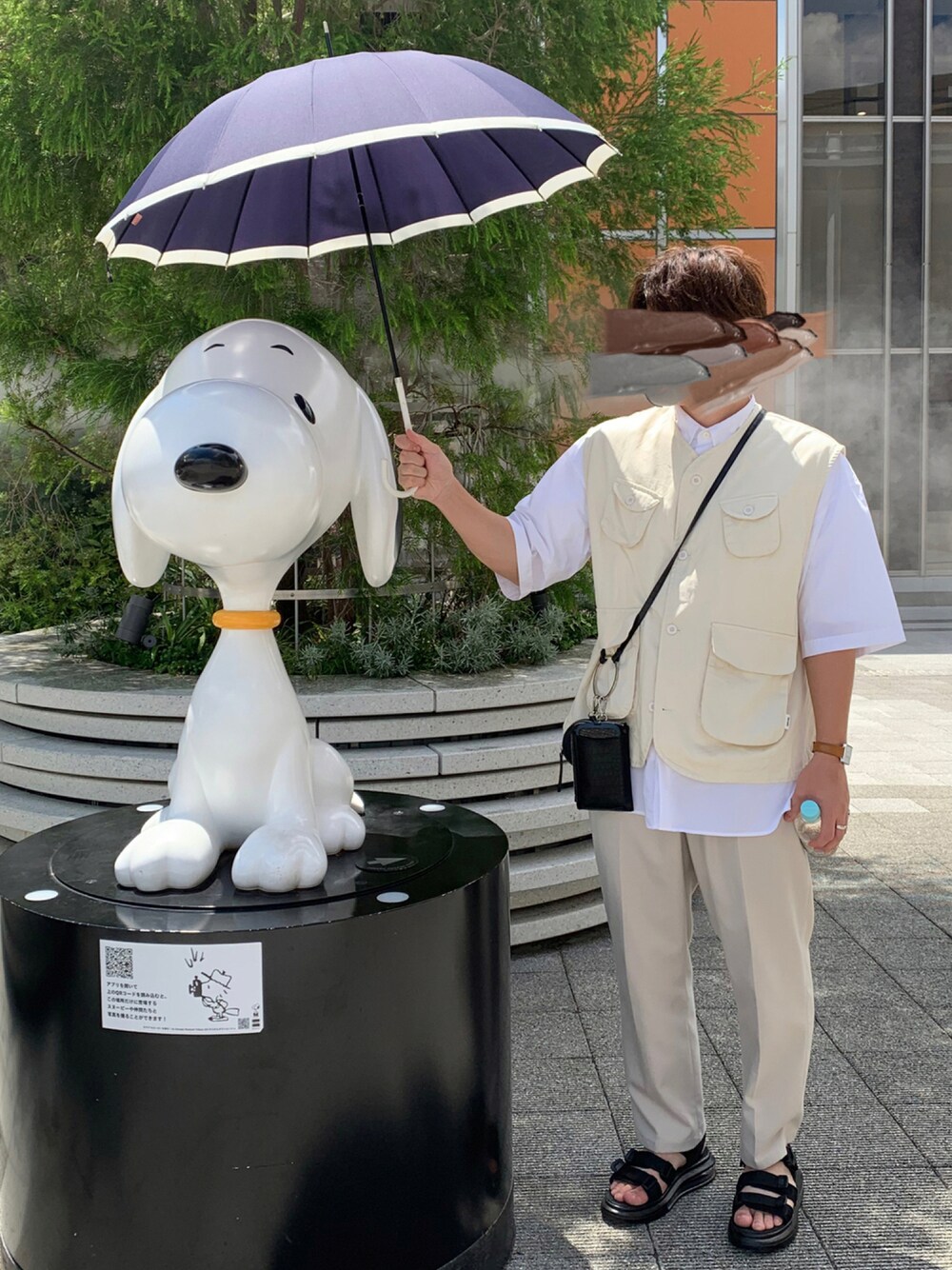 「ワントーンコーデ」｜「GUのアイテム（シャツ/ブラウス、ホワイト系）」を使った、日向さん（メンズ・175cm）の秋コーディネートの1枚目の写真