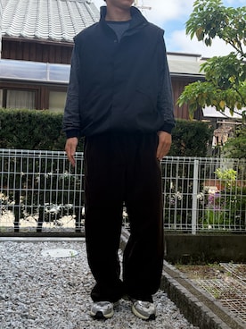 「WYM LIDNM（ウィム バイ リドム）のMINIMAL 2WAY TRACK ZIP BLOUSON（ブルゾン、ブラック系）」を使った、dai31さん（メンズ・165cm）の春コーディネート