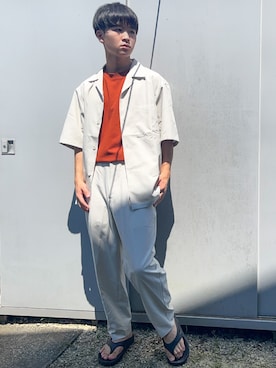 「カラーTシャツ」｜「アイテム（サンダル）」を使った、dai31さん（メンズ・165cm）の夏コーディネート