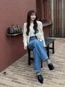 「chuclla（チュクラ）のポインテッドトゥ ローファーパンプス chs23s003（パンプス、ブラック系）」を使った、Emiriさん（レディース・162cm）の春コーディネート