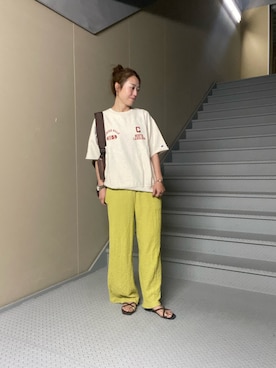 「URBAN RESEARCH Sonny Label(アーバンリサーチサニーレーベル)のドライタッチワッシャーカットイージーパンツ(その他パンツ、グリーン系)」を使った、Manaさん(レディース・161cm)の夏コーディネート