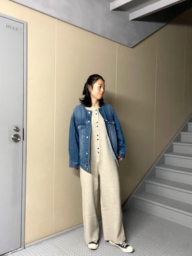 「アイテム（デニムジャケット）」を使った、Manaさん（レディース・161cm）の秋コーディネート