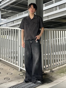 「ANDER HUNK（アンダーハンク）のStuds Design Stripe Open-Colour Shirt / スタッズデザインストライプオープンカラーシャツ（シャツ/ブラウス、ブラック系）」を使った、つぐ吉さん（メンズ・173cm）の夏コーディネート