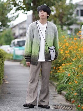 「モヘアカーディガン」｜「アイテム（アクセサリー）」を使った、つぐ吉さん（メンズ・172cm）の秋コーディネート
