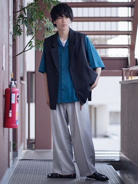 「BROKEN BASE（ブロークンベース）のアイテム（パンツ）」を使った、つぐ吉さん（メンズ・172cm）の夏コーディネート