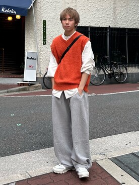 「Chikashitsu +（チカシツプラス）のアイテム（スウェットパンツ）」を使った、つぐ吉さん（メンズ・172cm）の秋コーディネート