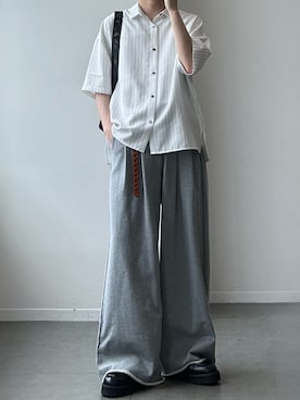 「ADRER（アドラー）のHeavy Weight Two tuck Sweat Pants / ヘビーウェイト2タックスウェットパンツ（スウェットパンツ、グレー系）」を使った、つぐ吉さん（メンズ・173cm）の春コーディネート