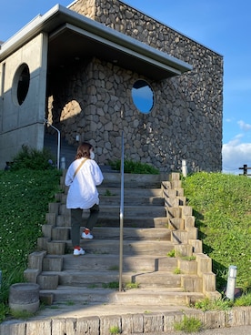 「BRADY」｜「アイテム（チノパンツ）」を使った、雪さん（レディース・158cm）の秋コーディネート