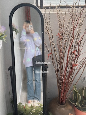 「WC（ダブル シー）のアイテム（ニット/セーター）」を使った、フラワー 花さん（レディース・164cm）の春コーディネート