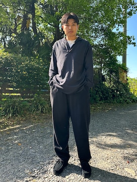 「clarks」｜「アイテム（スウェットパンツ）」を使った、NO_BUさん（メンズ・177cm）の春コーディネート