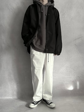 「アイテム（チノパンツ、ホワイト系）」を使った、cobaさん（メンズ・173cm）の冬コーディネート