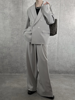 「SERACE（セラス）の【SERACE】One tuck drape wide straight slacks / 1タックドレープワイドストレートスラックス（スラックス）」を使った、cobaさん（メンズ・173cm）の冬コーディネート