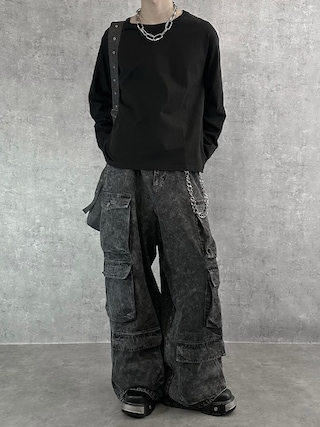 「SERACE（セラス）の【SERACE】Super wide vintage denim parachute cargo pants / スーパーワイドヴィンテージデニムパラシュートカーゴパンツ（デニムパンツ）」を使った、cobaさん（メンズ・173cm）の秋コーディネート