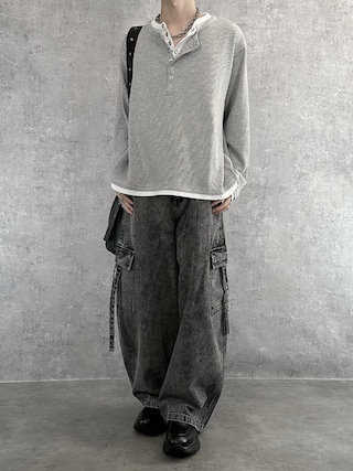 「SERACE(セラス)の【SERACE】Layered style henley neck long sleeve T-shirt / レイヤードスタイルヘンリーネックロンT(Tシャツ/カットソー)」を使った、cobaさん(メンズ・173cm)の秋コーディネート