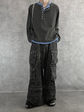 「SERACE(セラス)の【SERACE】Super wide vintage denim parachute cargo pants / スーパーワイドヴィンテージデニムパラシュートカーゴパンツ(デニムパンツ)」を使った、cobaさん(メンズ・173cm)の夏コーディネート
