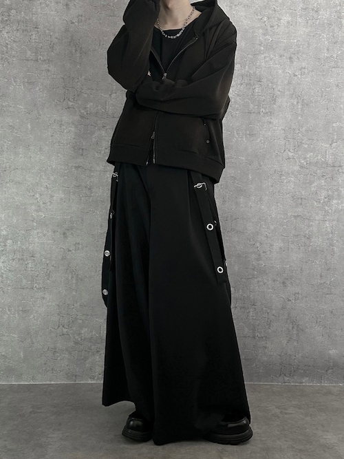 「SERACE(セラス)の【SERACE】HEAVY WEIGHT DRAW CORD SHORT DOUBLE ZIP HOODIE / ヘビーウェイトドローコードショートダブルジップフーディー(パーカー)」を使った、cobaさん(メンズ・173cm)の秋コーディネート