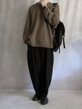 「アイテム（ニット/セーター、ブラウン系）」を使った、cobaさん（メンズ・173cm）の秋コーディネート