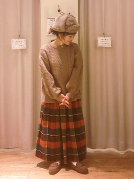 「ケーブルニット」｜「アイテム（モカシン/デッキシューズ）」を使った、はじさん（レディース・155cm）の冬コーディネート