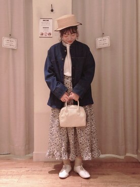 「カンカン帽」｜「アイテム（カバーオール）」を使った、はじさん（レディース・155cm）の冬コーディネート