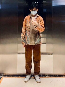 周常喜JoKercHOwさんのコーディネート