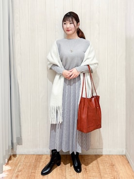 「アイテム（ストール/ショール）」を使った、Maaaaachanさん（レディース・165cm）の秋コーディネート