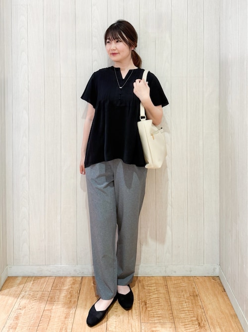 セール】【ポケットたくさん】 フロント切り替えショルダーバッグ