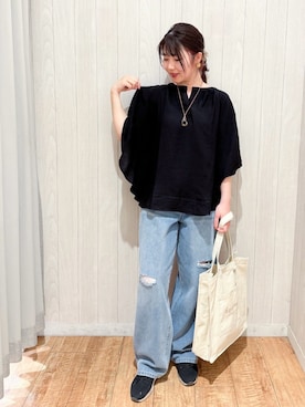 「Cutie Blonde（キューティーブロンド）のアイテム（デニムパンツ）」を使った、愛さん（レディース・165cm）の春コーディネート