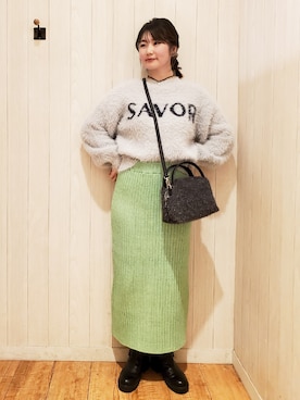 「ロゴニット」｜「アイテム（アクセサリー）」を使った、Maaaaachanさん（レディース・165cm）の冬コーディネート