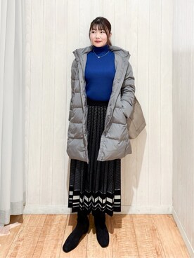 「アイテム（ダウンジャケット/コート、グリーン系）」を使った、愛さん（レディース・165cm）の秋コーディネート