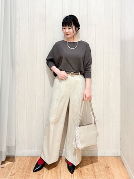 「SHOO・LA・RUE（シューラルー）の【着丈選べる/体型カバー】さらさらとろん ドルマンブラウス（シャツ/ブラウス、ブラウン系）」を使った、愛さん（レディース・165cm）の春コーディネート