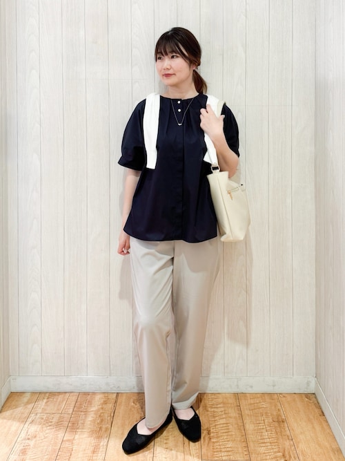 セール】【ポケットたくさん】 フロント切り替えショルダーバッグ