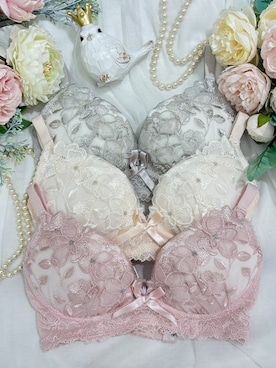 「Risa Magli（リサマリ）のルイーザ ノンワイヤーブラ (B-C) ＜ノンワイヤーブラ　メロフィータイプ＞（ブラジャー、ピンク系）」を使った、akaneさん（レディース・155cm）の春コーディネート