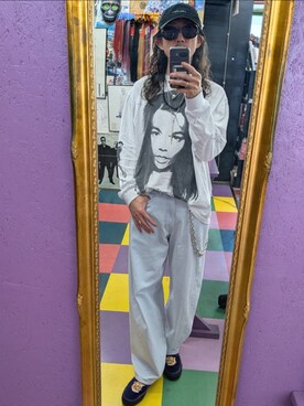 「Bjorkのアイテム（Tシャツ/カットソー、ホワイト系）」を使った、みーやさん（メンズ・181cm）の春コーディネート