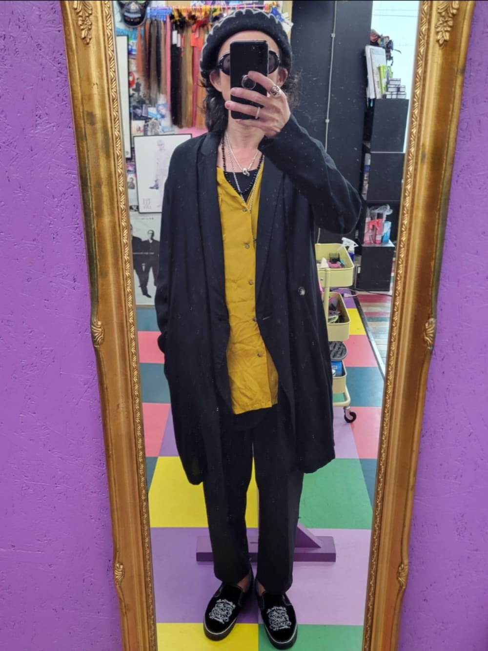 RUDE GALLERYのチェスターコートを使った人気ファッション