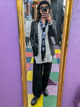 「アイテム（ストール/ショール）」を使った、みーやさん（メンズ・181cm）の秋コーディネート