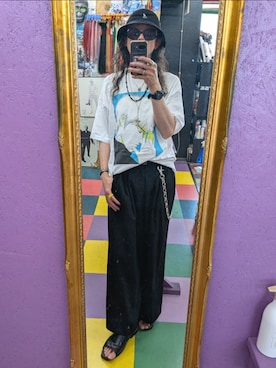 「RUDE GALLERY（ルードギャラリー）のアイテム（Tシャツ/カットソー、ホワイト系）」を使った、みーやさん（メンズ・181cm）の夏コーディネート