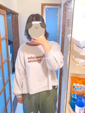 「GU（ジーユー）のアイテム（パンツ、グリーン系）」を使った、ぴよさん（レディース・164cm）の秋コーディネート