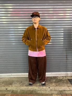「アイテム（カバーオール）」を使った、わくたさん（メンズ・177cm）の秋コーディネート