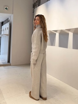 ALEXIA STAMさんのコーディネート